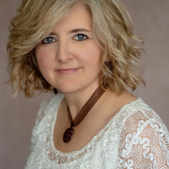 Welcome to my closet! - Picture 2 of 2